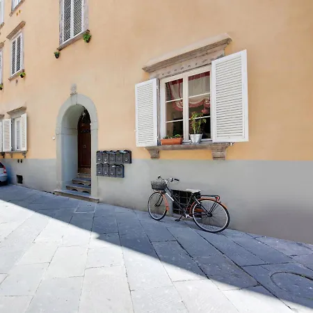 Mansion In Lucca Near Via Fillungo Ferienhaus *