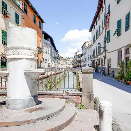 Mansion In Lucca Near Via Fillungo Ferienhaus *